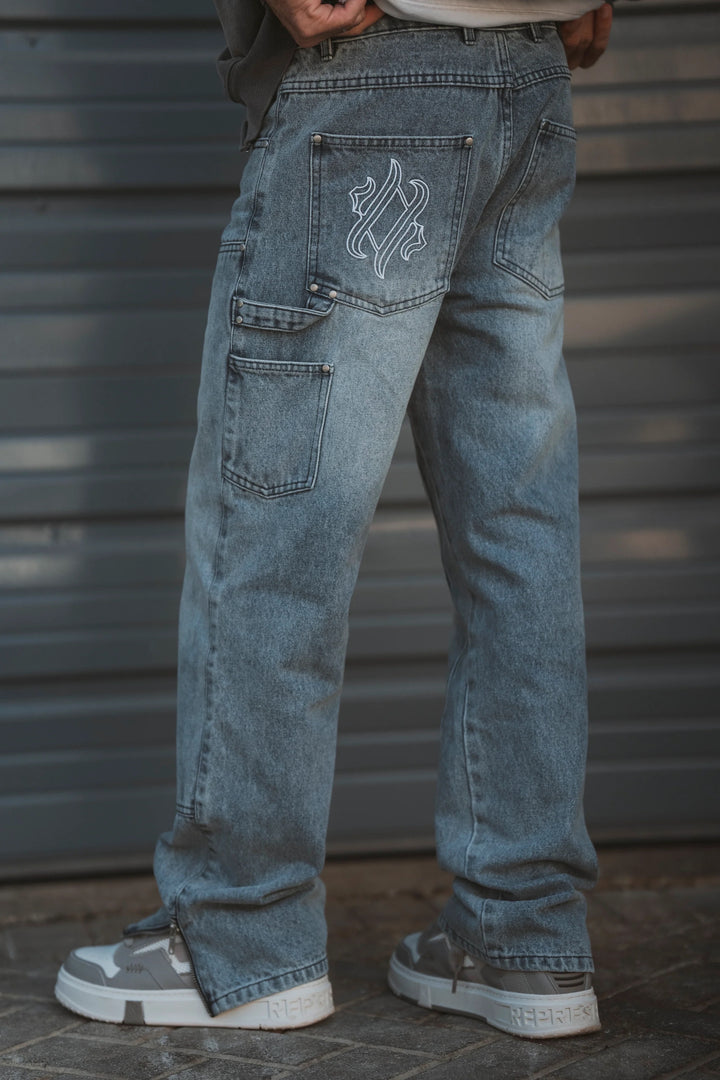 IDOL STUDIOS
Washed blue carpenter denim